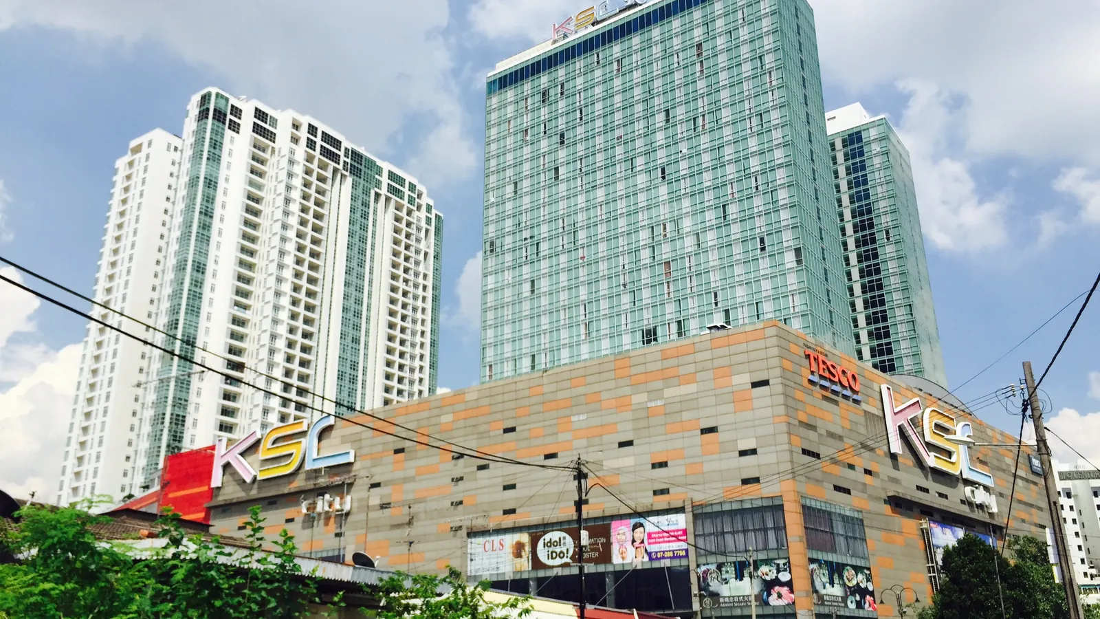 KSL City Mall in Taman Abad, Johor Bahru, with the KSL hotel and residential towers rising behind it