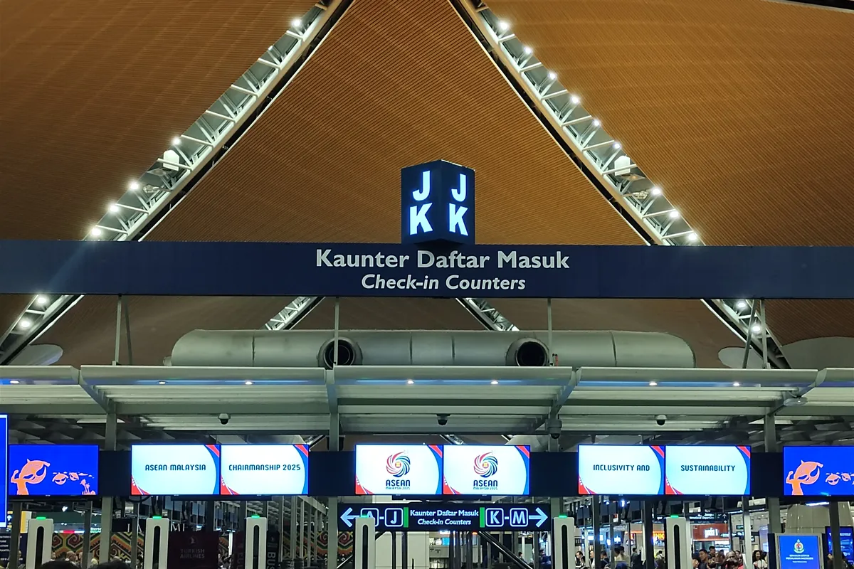 Check-in counters under the roof of KLIA Terminal 1, Kuala Lumpur