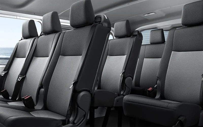 Toyota Hiace 乘客座位