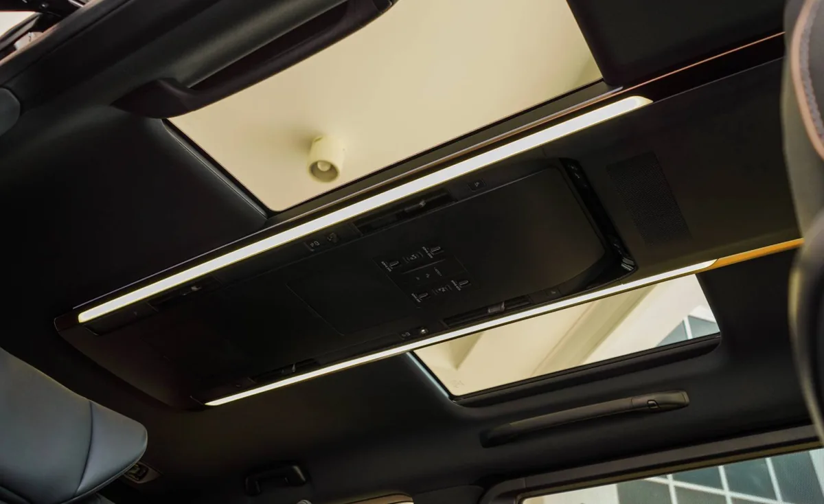 Toyota Vellfire-3